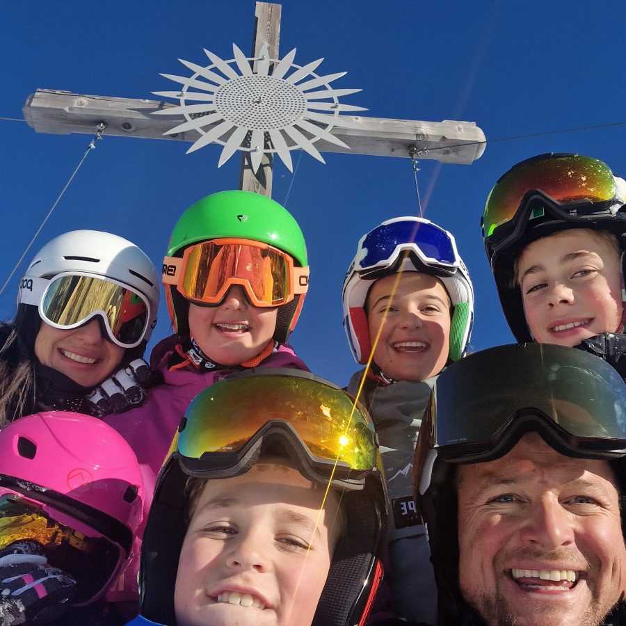 Winterferien mit der Familie auf der Skipiste! im Urlaub ohne Auto!