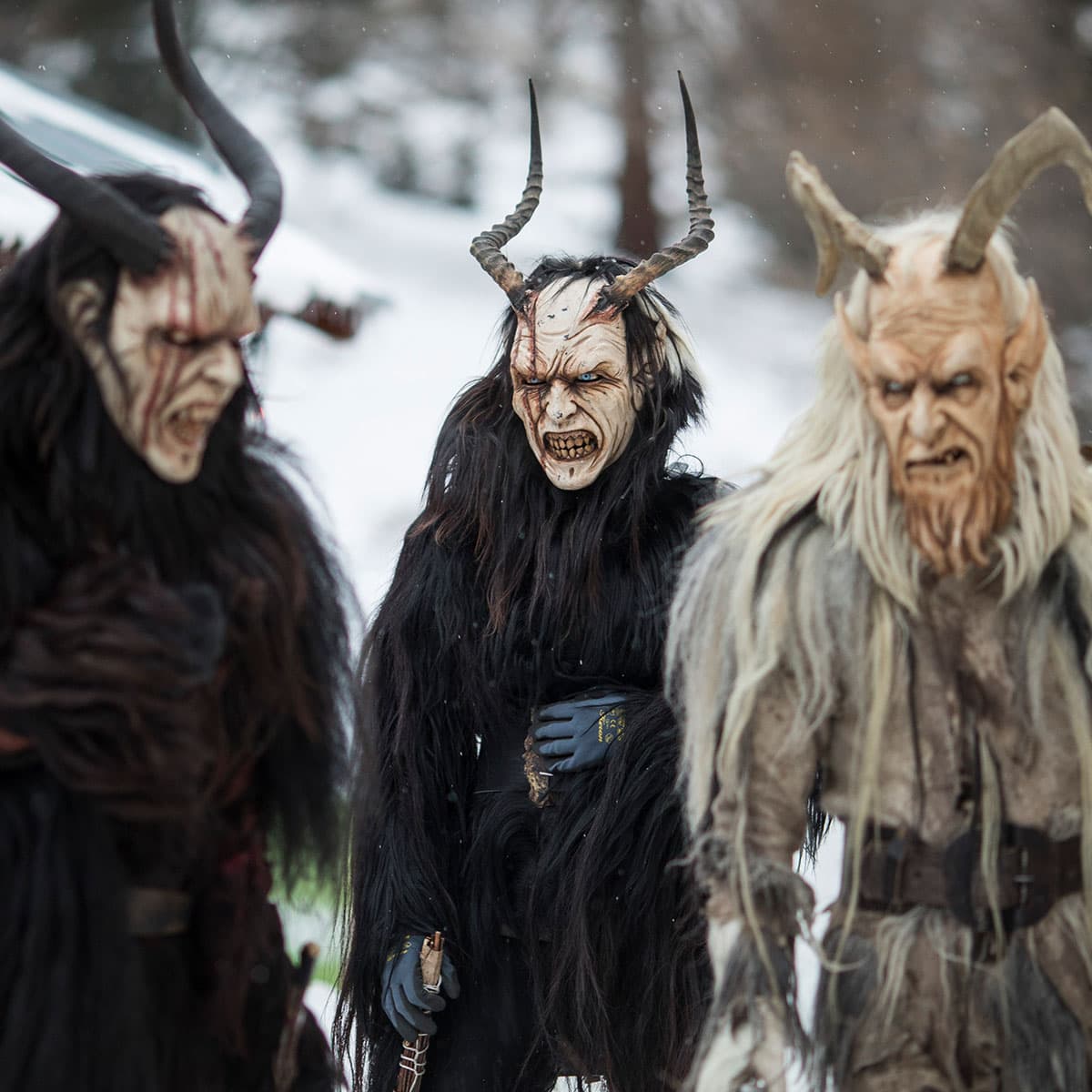 Eisacktal wilde ruppige Gesellen Krampusse