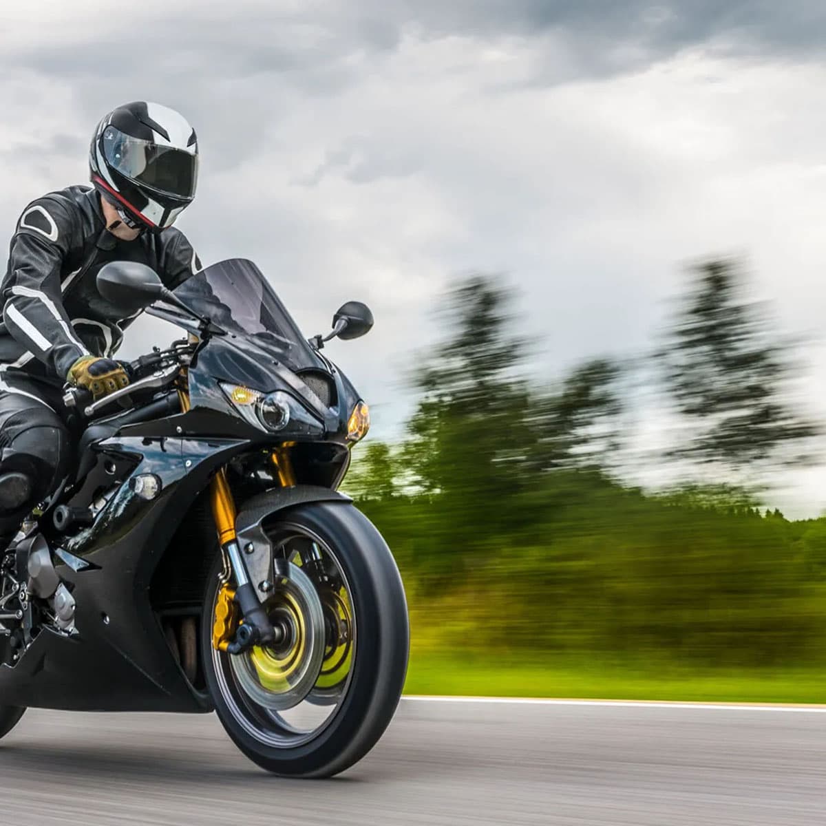 Touren für Genießer Urlaub Motorrad Südtirol Dolomiten Pustertal Jaufenpass Gampen Mendelpass (1)