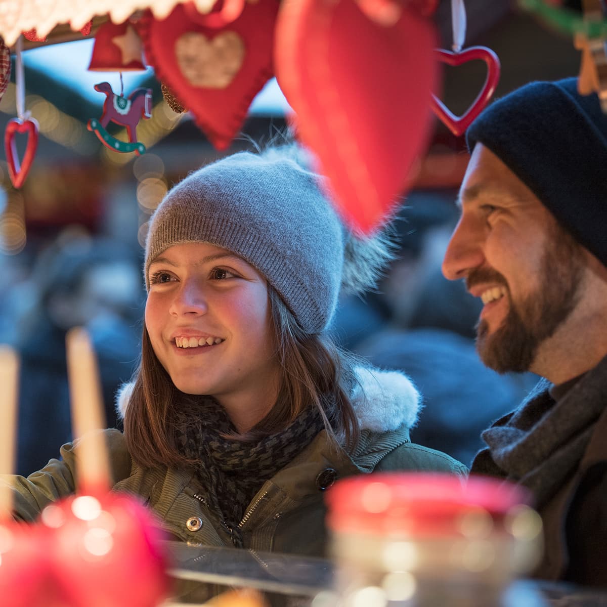 Weihnachtsflair genießen und Kunsthandwerk entdecken